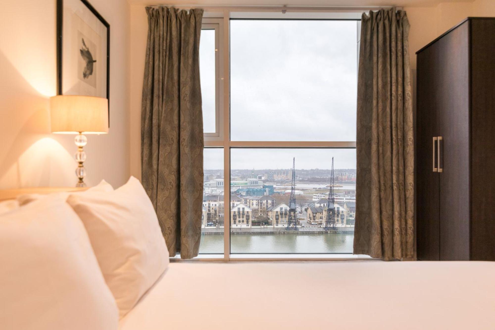 Apartmán Austin David Executive Excel Londýn Exteriér fotografie
